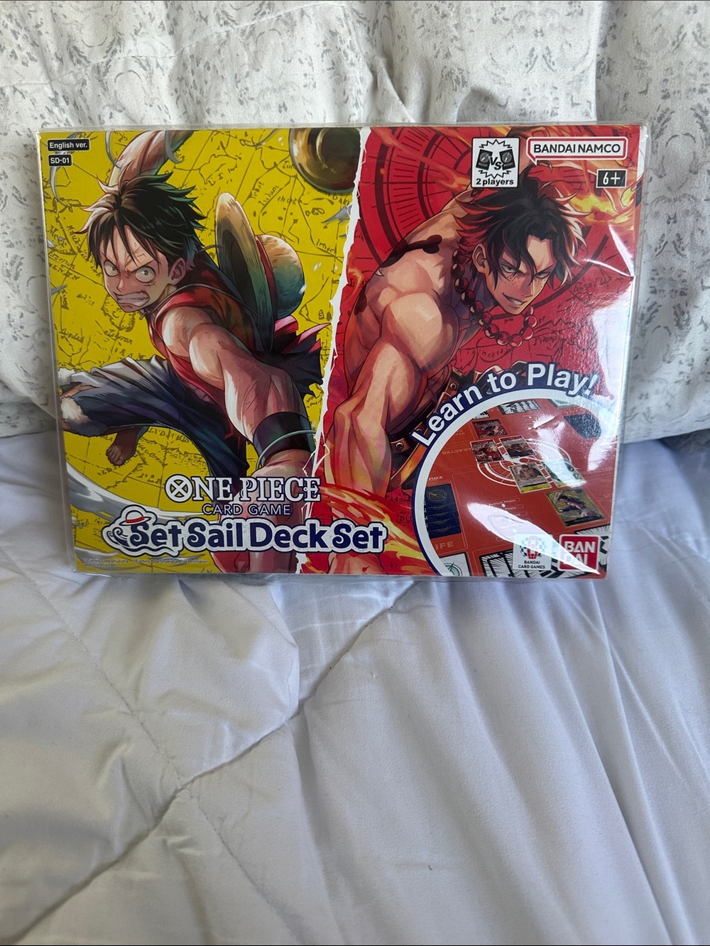 Bandai Namco One Piece Set Sail Deck Set - Yellow & Red